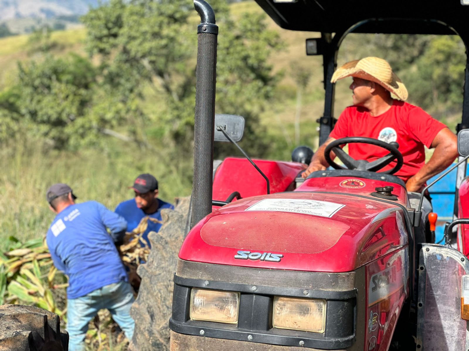 Agricultura Municipal mantém cronograma de serviços no campo